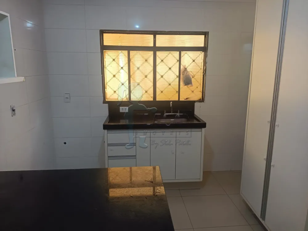 Alugar Casas / Padrão em Ribeirão Preto R$ 1.200,00 - Foto 4