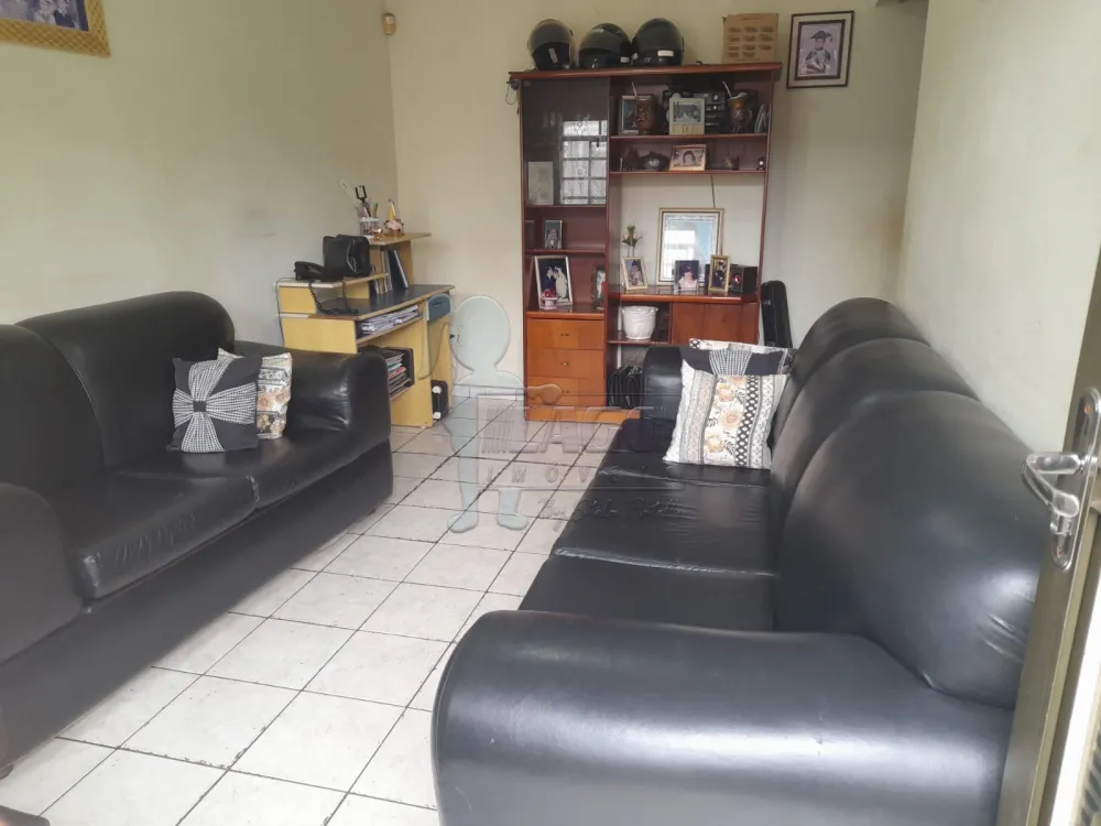 Comprar Casa / Padrão em Ribeirão Preto R$ 185.000,00 - Foto 1