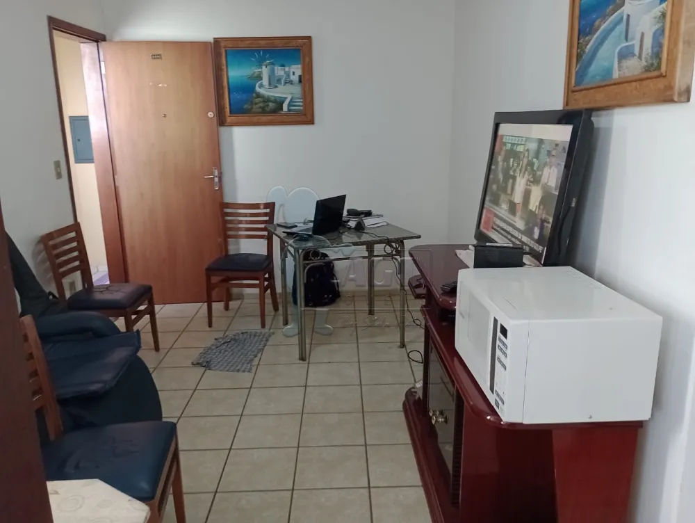 Comprar Apartamentos / Padrão em Ribeirão Preto R$ 180.000,00 - Foto 2