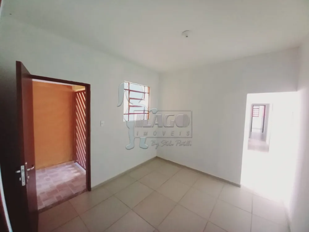 Alugar Casa / Padrão em Ribeirão Preto R$ 1.500,00 - Foto 1