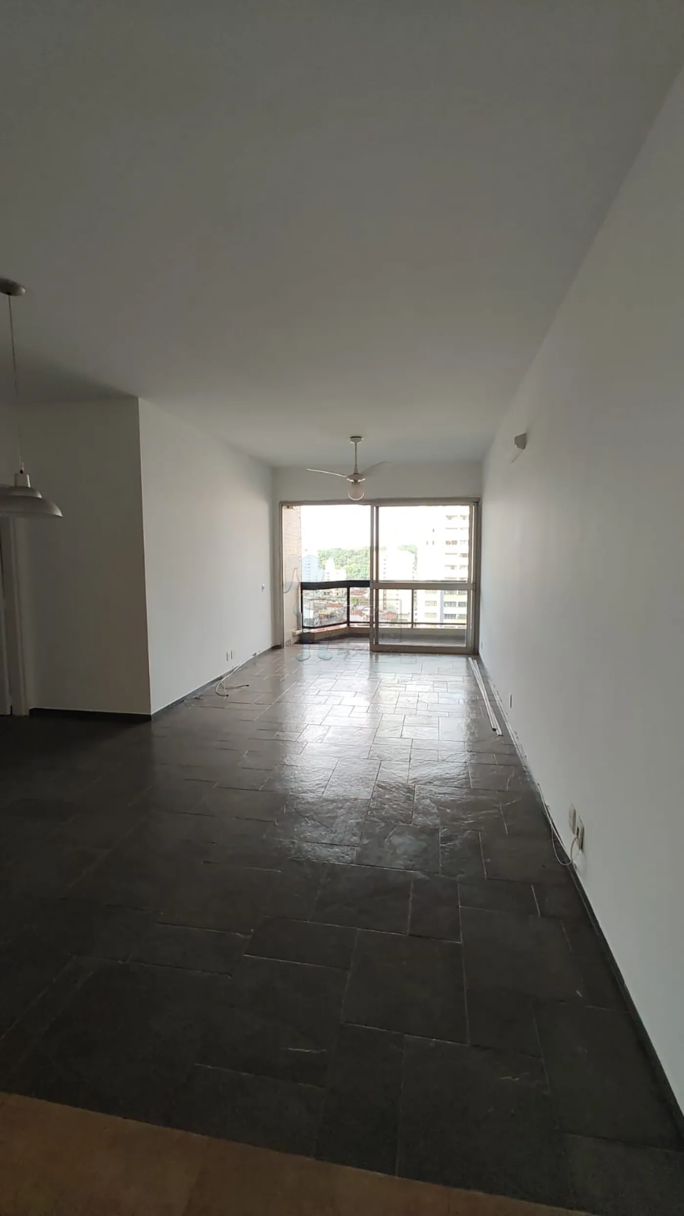 Comprar Apartamento / Padrão em Ribeirão Preto R$ 365.000,00 - Foto 1