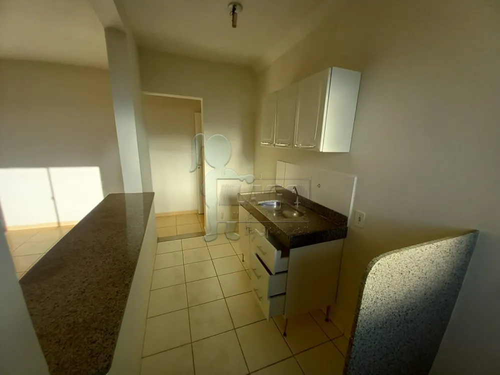 Alugar Apartamento / Padrão em Ribeirão Preto R$ 1.300,00 - Foto 4