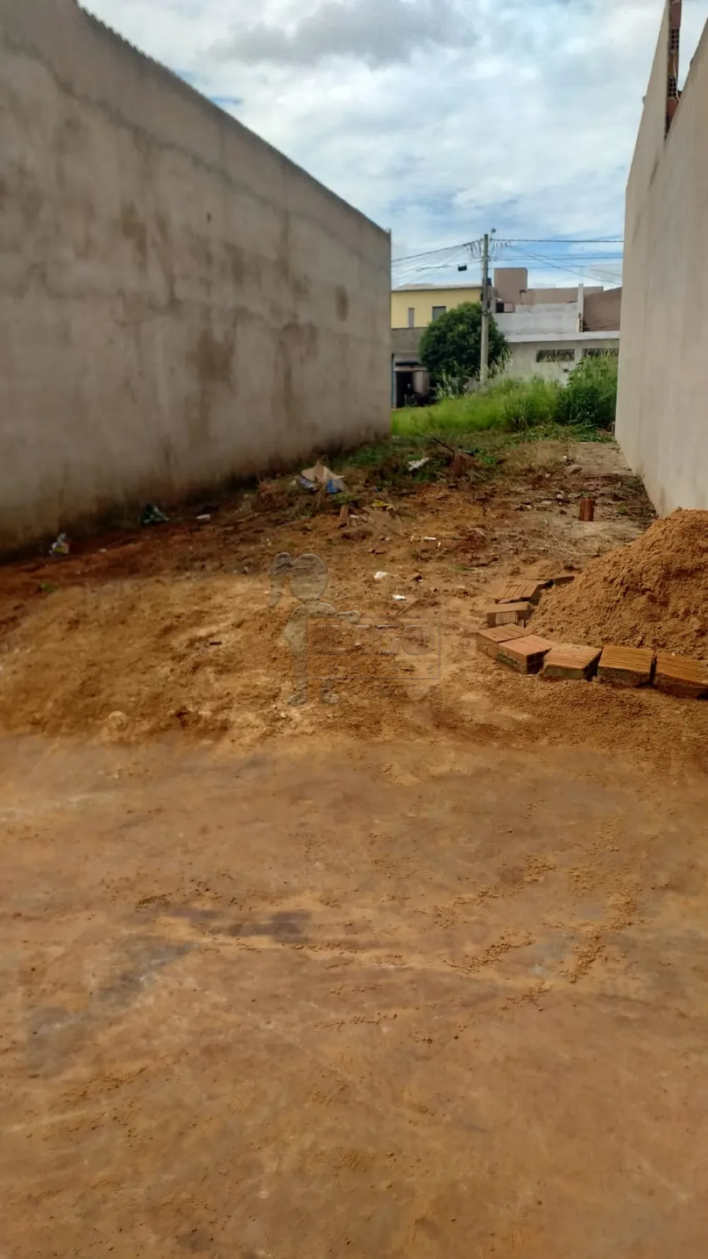 Comprar Terreno / Padrão em Barrinha R$ 70.000,00 - Foto 1