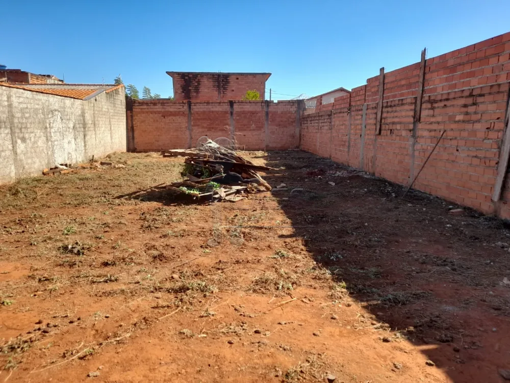 Comprar Terreno / Padrão em Jardinópolis R$ 88.000,00 - Foto 1