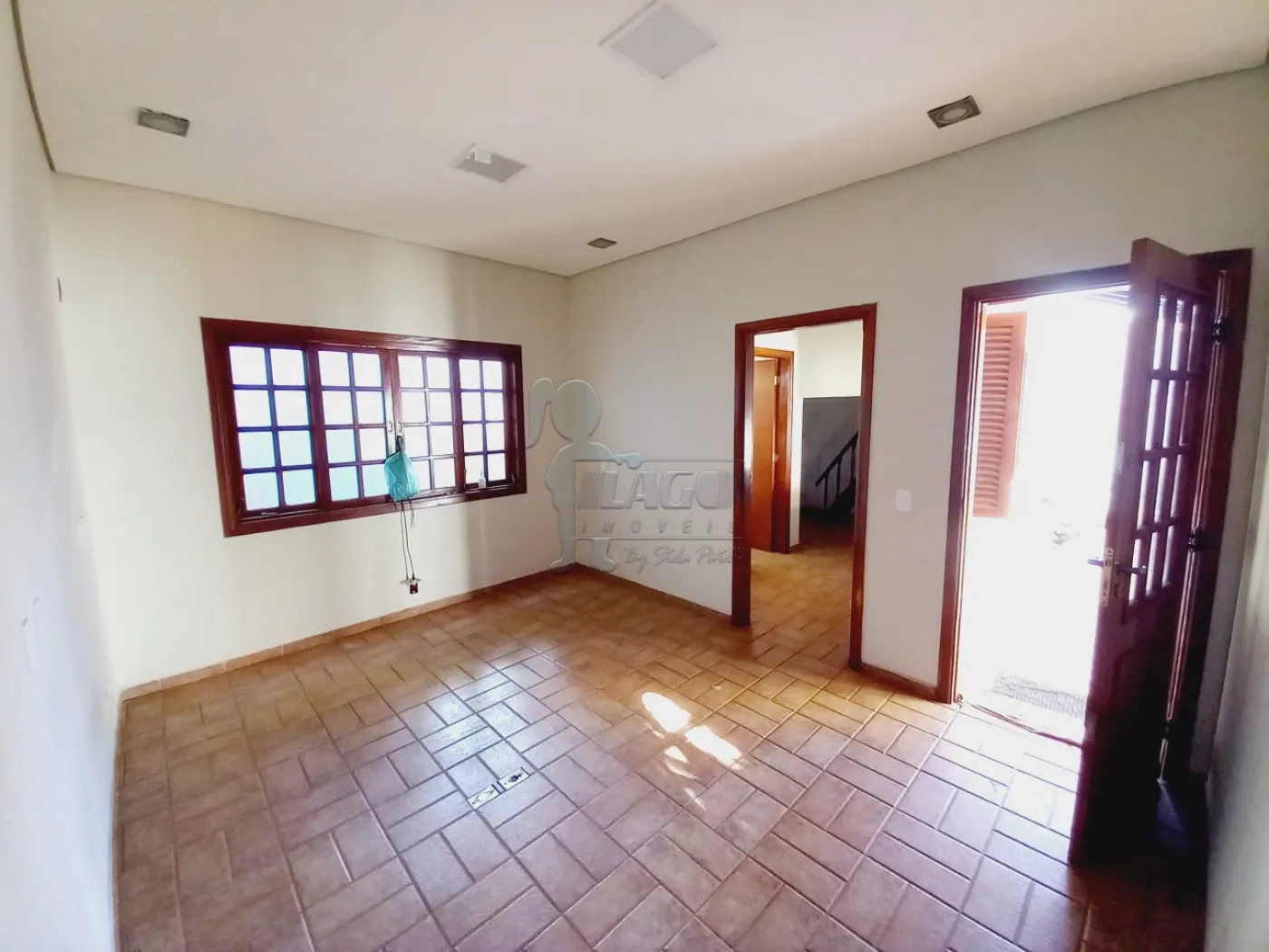 Alugar Casa / Padrão em Ribeirão Preto R$ 3.000,00 - Foto 1