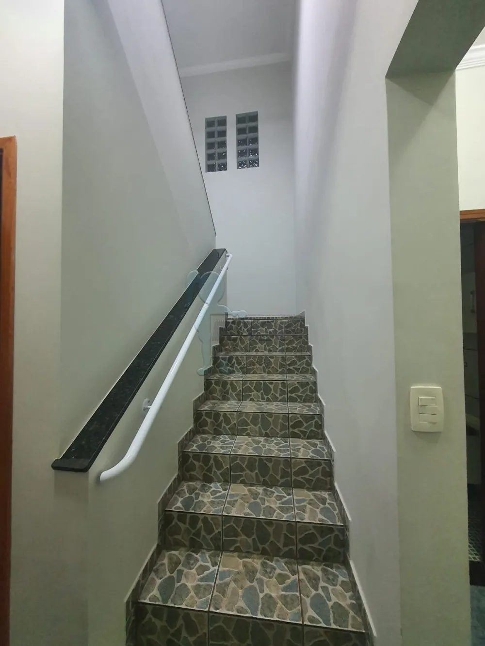 Comprar Casa / Padrão em Ribeirão Preto R$ 460.000,00 - Foto 8