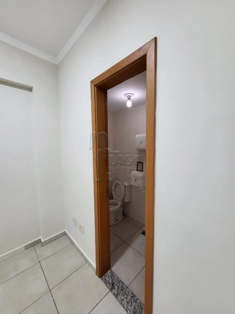 Comprar Comercial condomínio / Sala comercial em Ribeirão Preto R$ 138.000,00 - Foto 4