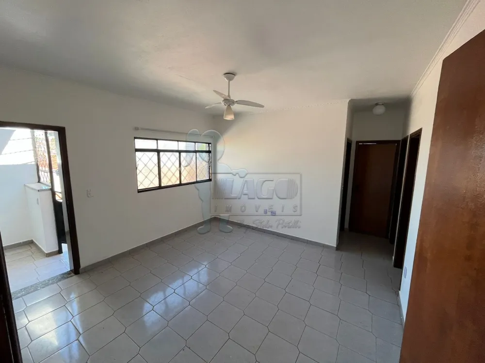 Alugar Casa / Padrão em Ribeirão Preto R$ 1.800,00 - Foto 1