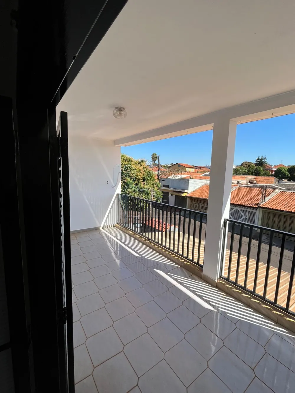 Alugar Casa / Padrão em Ribeirão Preto R$ 1.800,00 - Foto 16