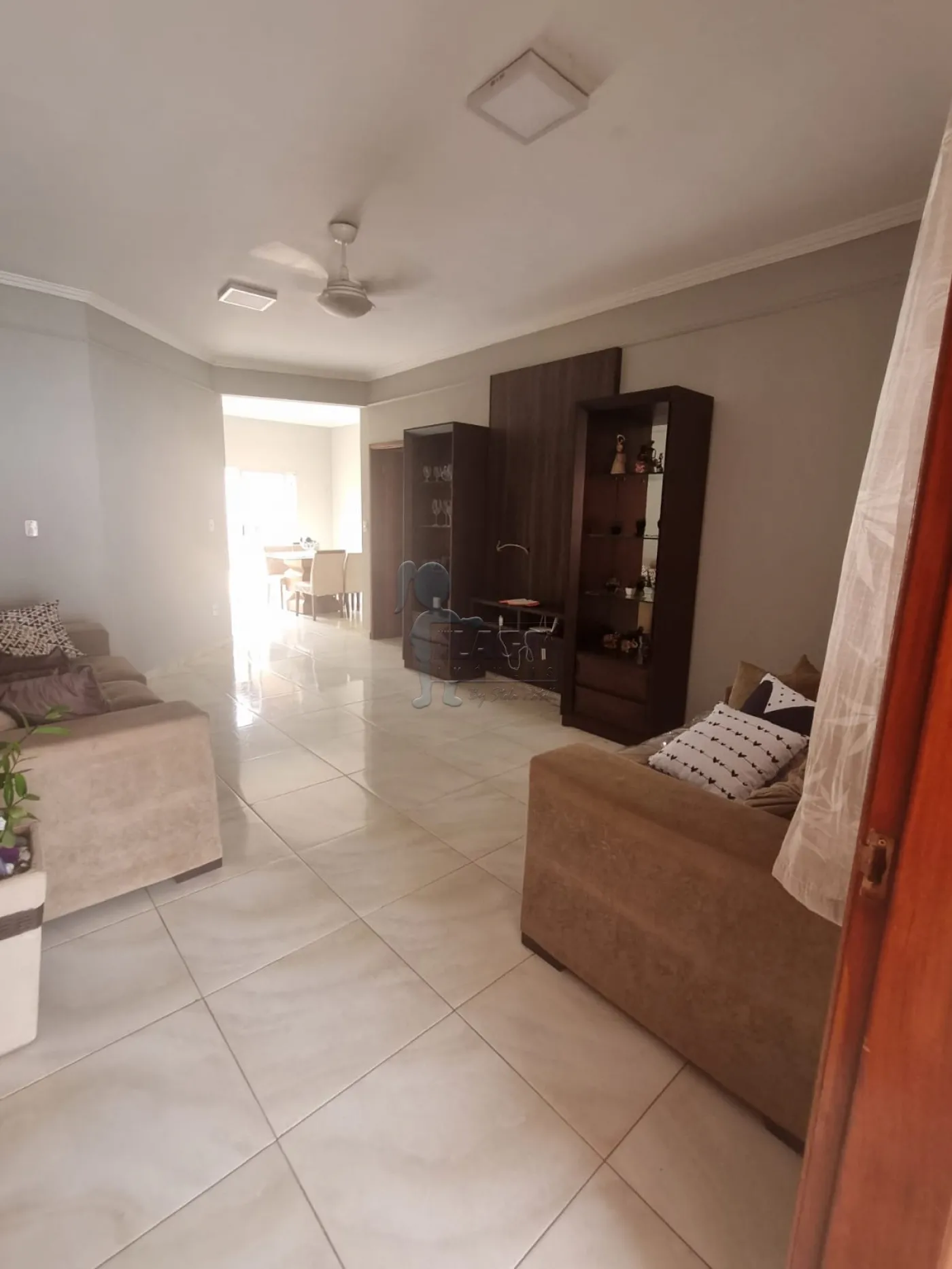 Comprar Casas / Padrão em Ribeirão Preto R$ 440.000,00 - Foto 4