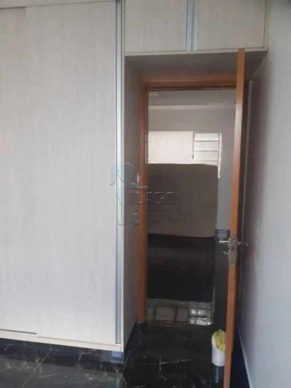 Alugar Casa / Padrão em Ribeirão Preto R$ 1.600,00 - Foto 17