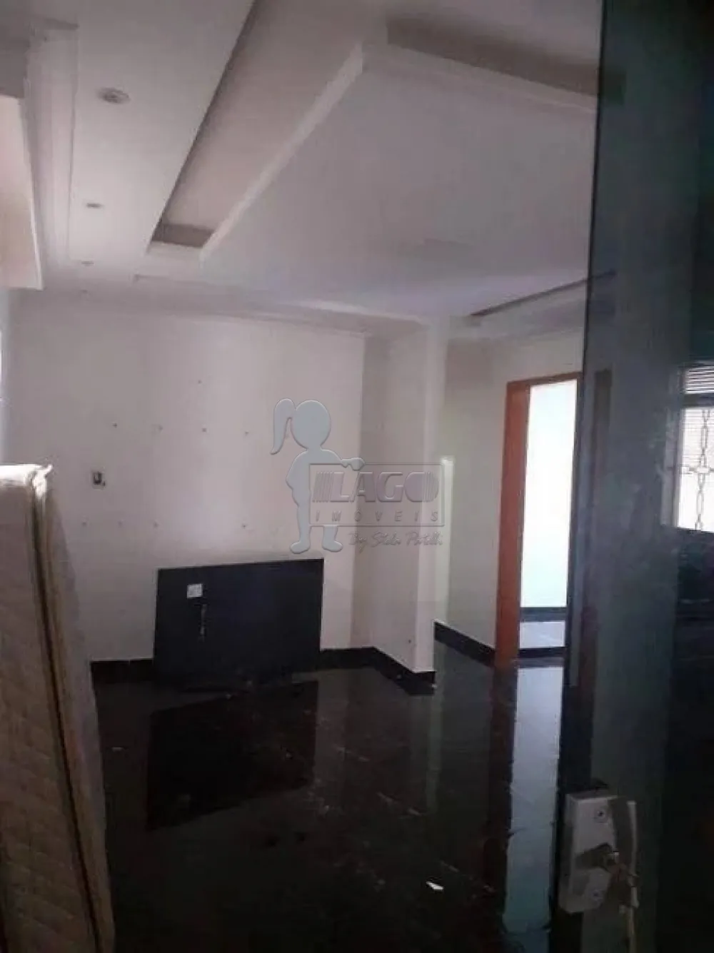 Alugar Casa / Padrão em Ribeirão Preto R$ 1.600,00 - Foto 1