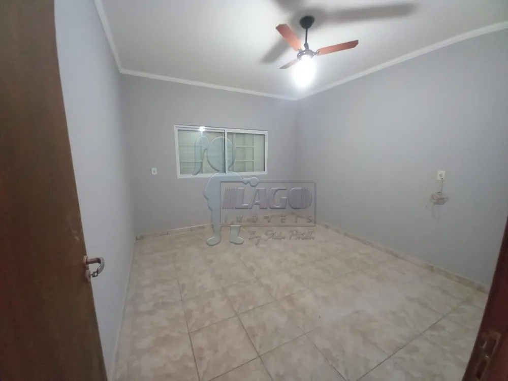 Alugar Casa / Padrão em Ribeirão Preto R$ 2.200,00 - Foto 2