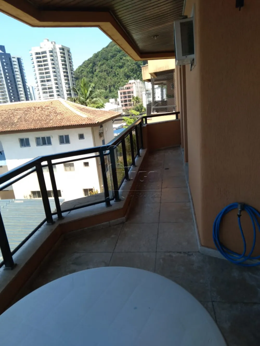 Comprar Apartamento / Padrão em Guarujá R$ 1.000.000,00 - Foto 5