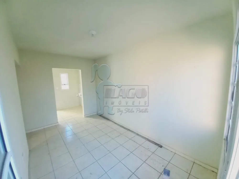 Alugar Casa / Padrão em Ribeirão Preto R$ 700,00 - Foto 1