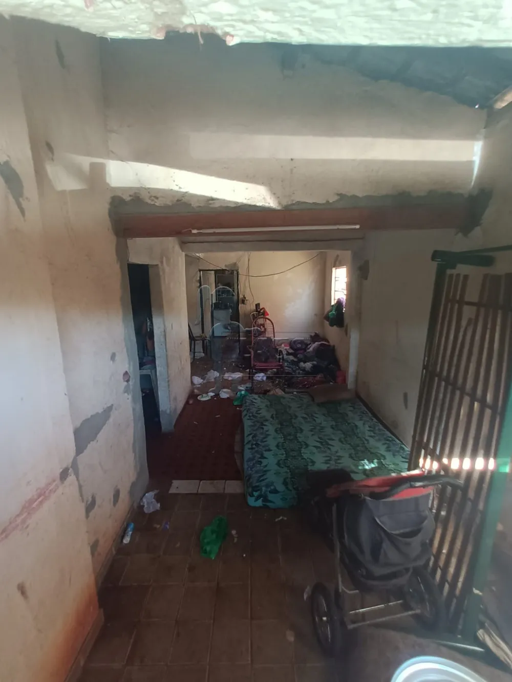 Comprar Casa / Padrão em Ribeirão Preto R$ 180.000,00 - Foto 1