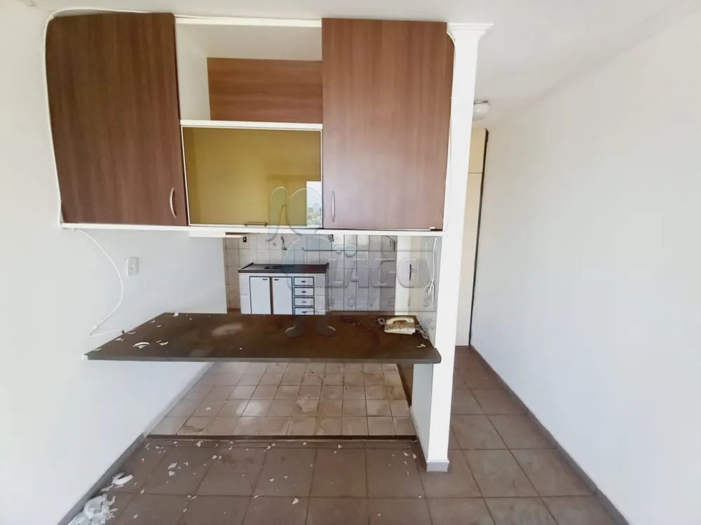 Alugar Apartamento / Padrão em Ribeirão Preto R$ 1.000,00 - Foto 8