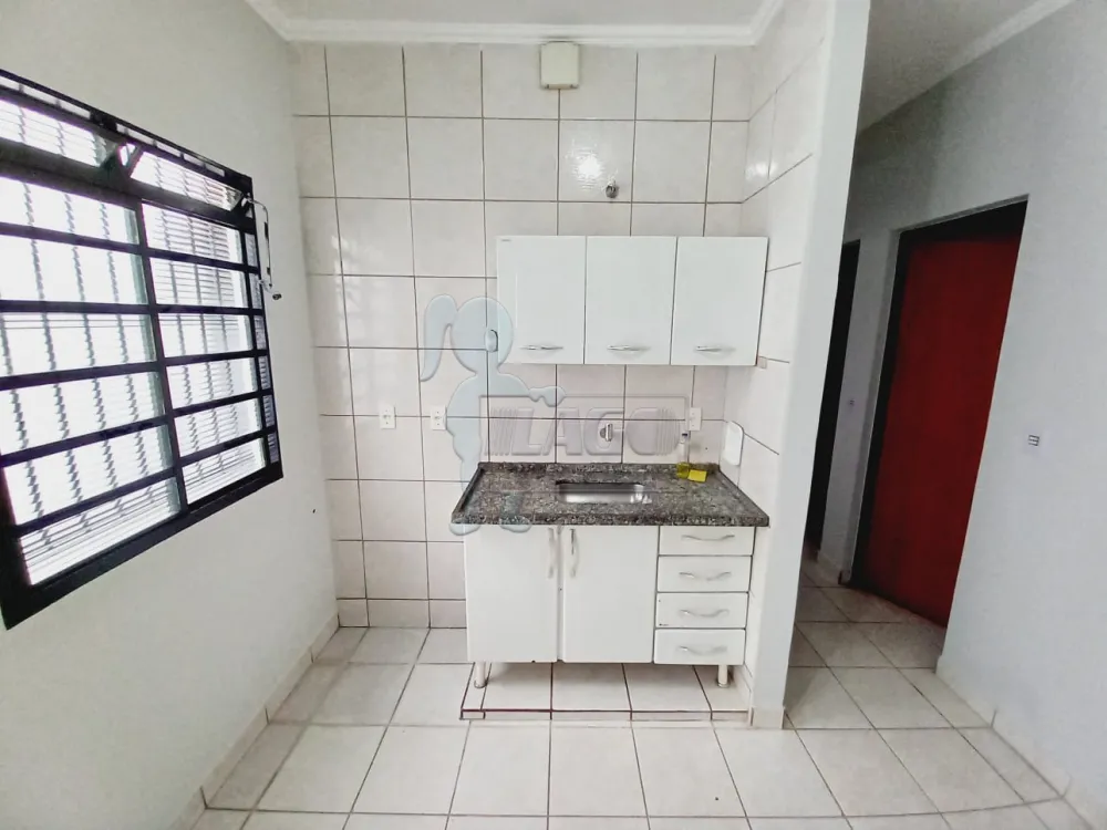 Alugar Casa / Padrão em Ribeirão Preto R$ 1.400,00 - Foto 5