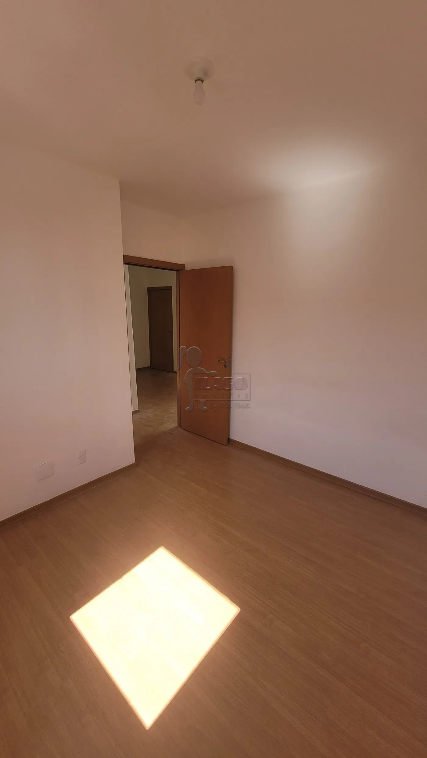 Alugar Apartamento / Padrão em Ribeirão Preto R$ 1.100,00 - Foto 7