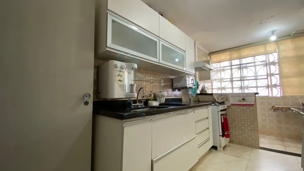 Comprar Apartamentos / Padrão em Ribeirão Preto R$ 300.000,00 - Foto 19