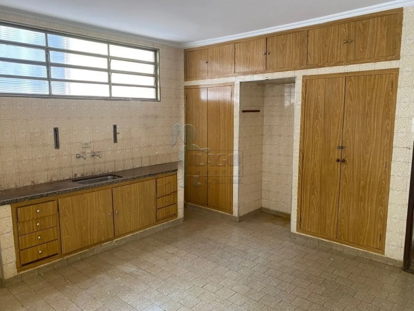 Alugar Casa / Padrão em Ribeirão Preto R$ 1.700,00 - Foto 3