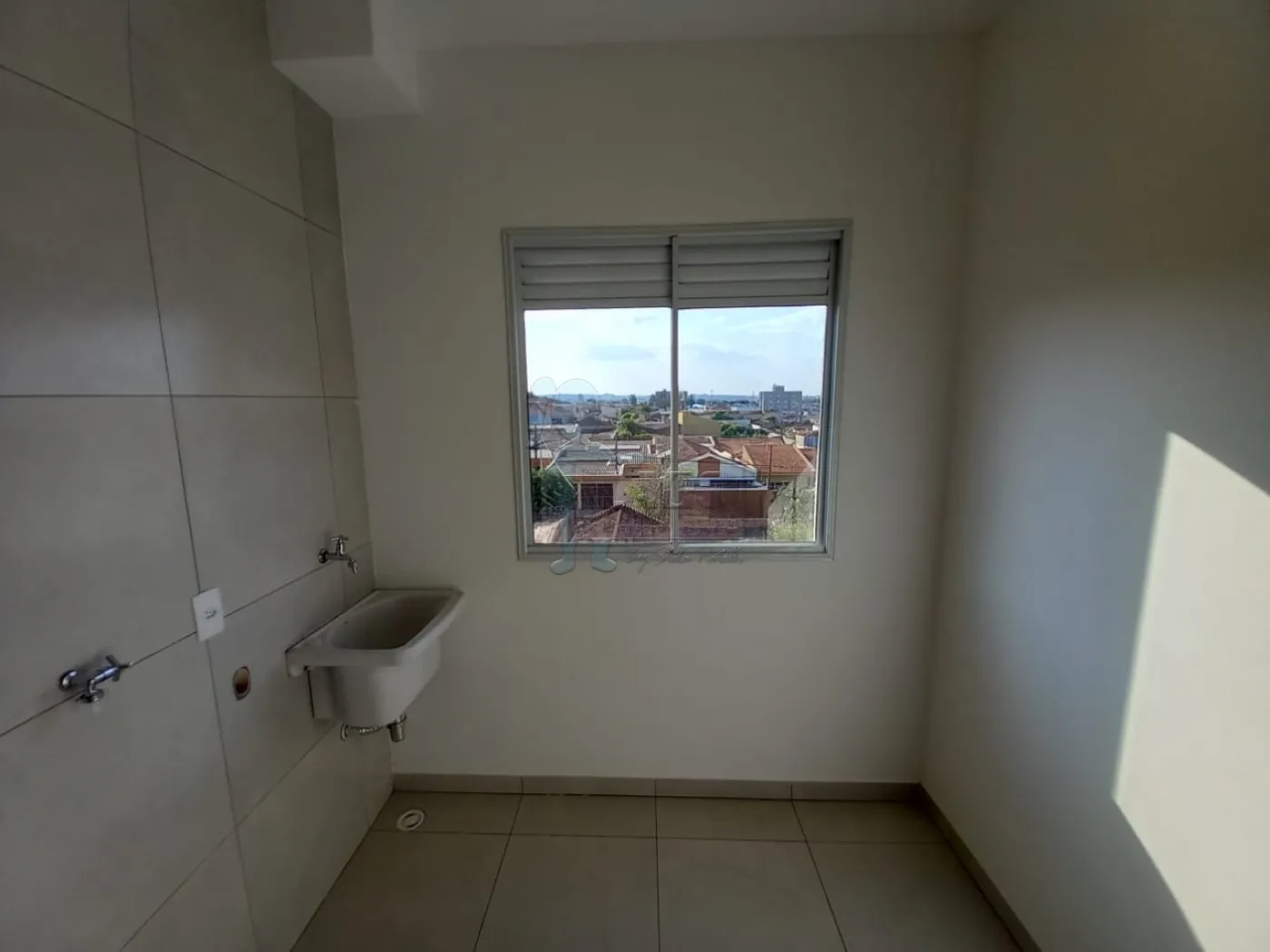 Alugar Apartamento / Padrão em Ribeirão Preto R$ 2.000,00 - Foto 4