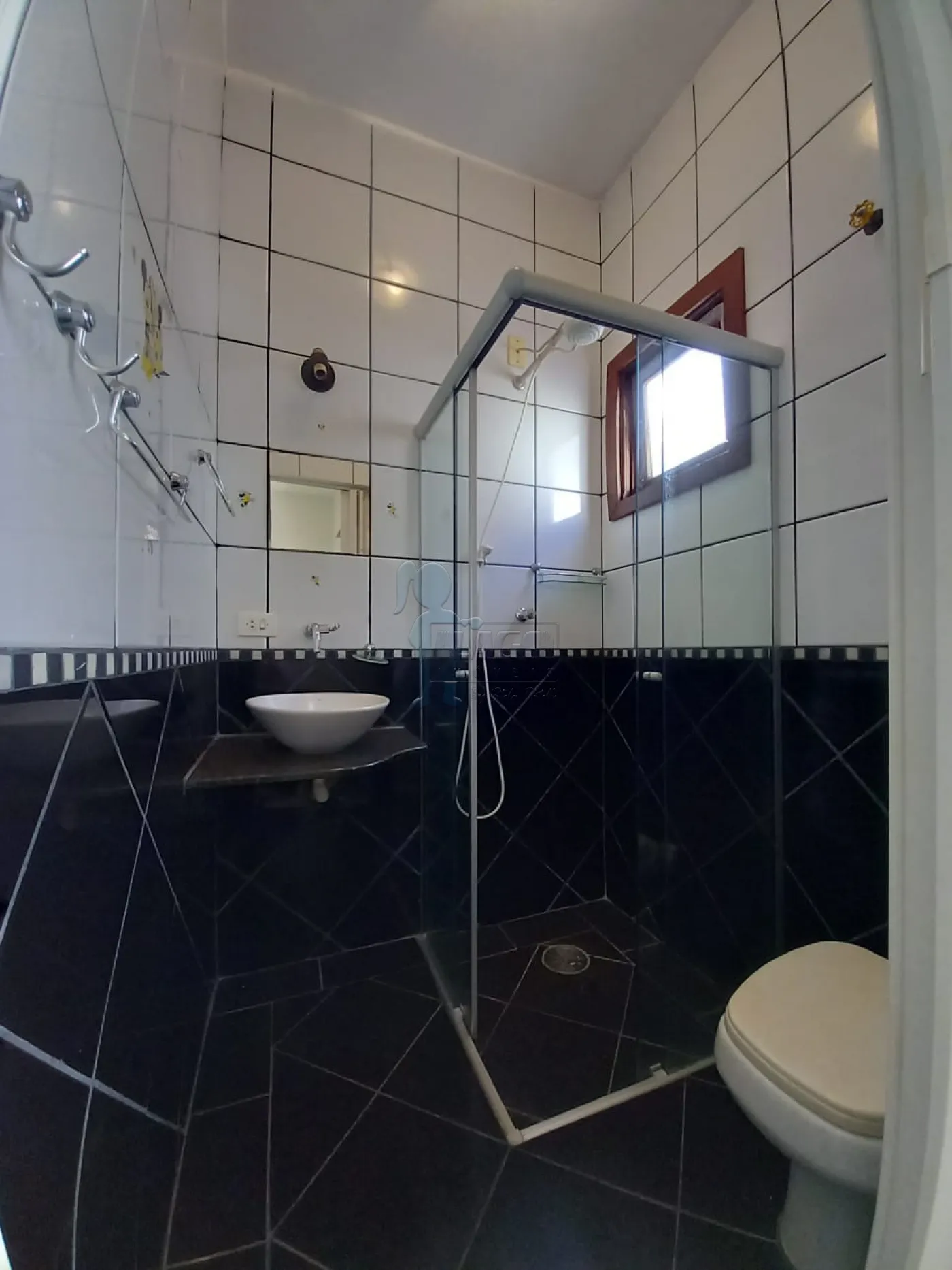 Alugar Casa / Padrão em Ribeirão Preto R$ 3.000,00 - Foto 4