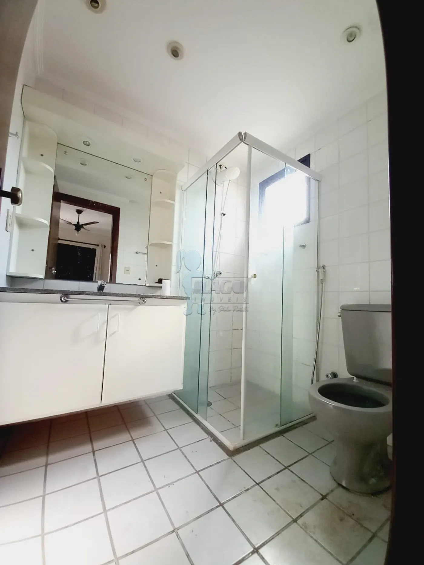 Alugar Apartamento / Padrão em Ribeirão Preto R$ 800,00 - Foto 4