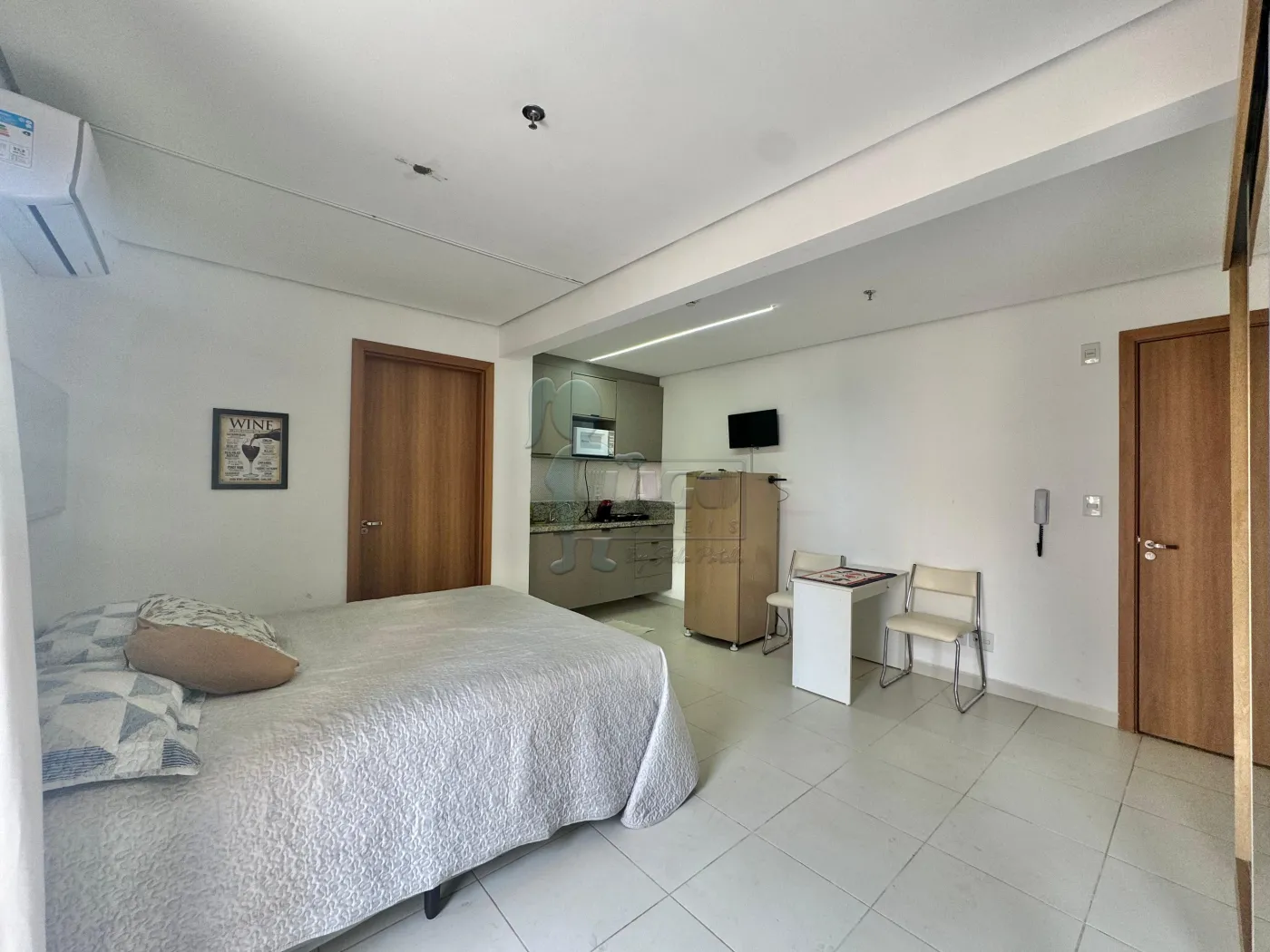 Comprar Apartamento / Kitnet em Ribeirão Preto R$ 300.000,00 - Foto 4