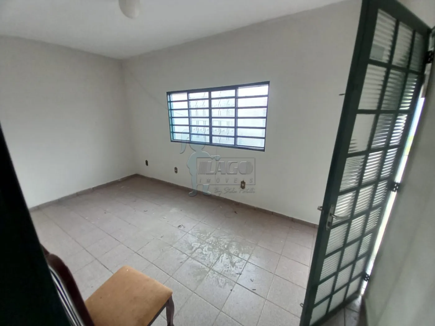 Alugar Casa / Padrão em Ribeirão Preto R$ 1.100,00 - Foto 3