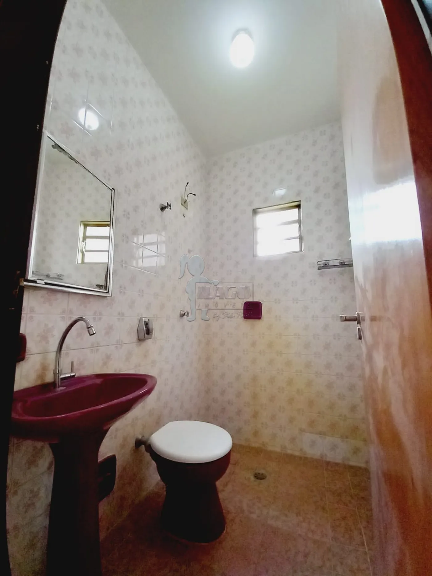 Alugar Casa / Padrão em Ribeirão Preto R$ 1.750,00 - Foto 6