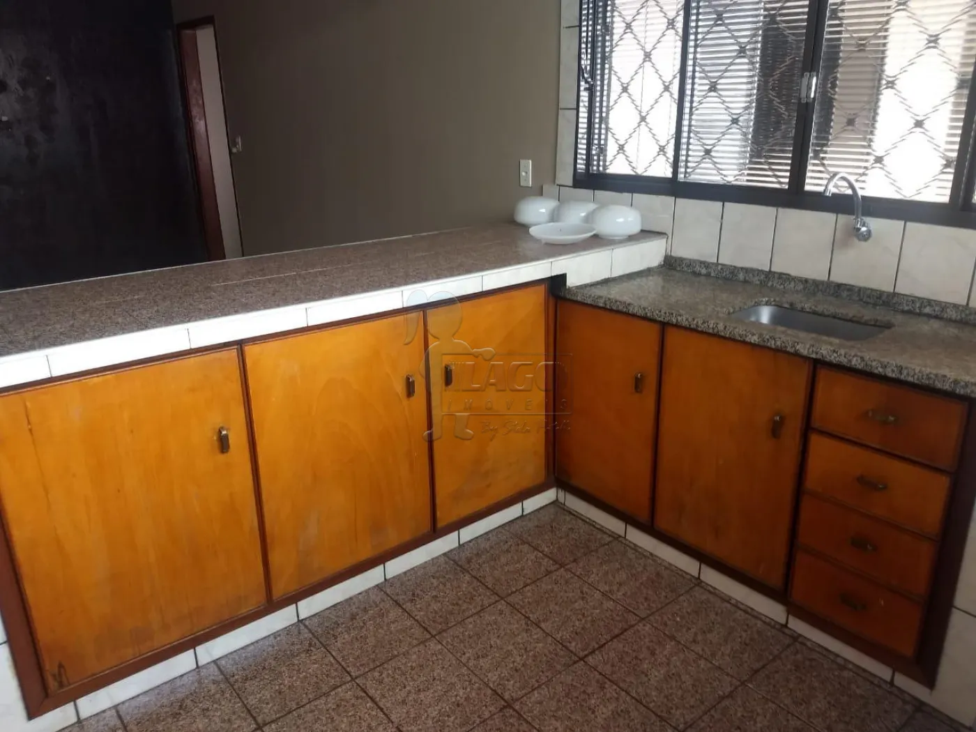 Comprar Casa / Padrão em Ribeirão Preto R$ 500.000,00 - Foto 2