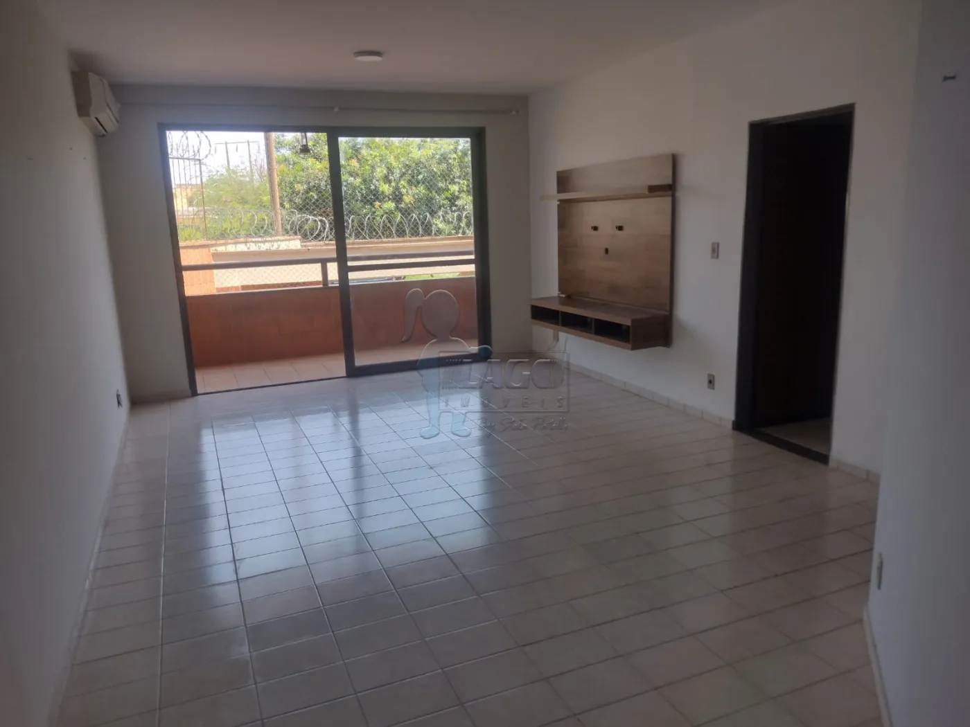 Alugar Apartamento / Padrão em Ribeirão Preto R$ 1.400,00 - Foto 2