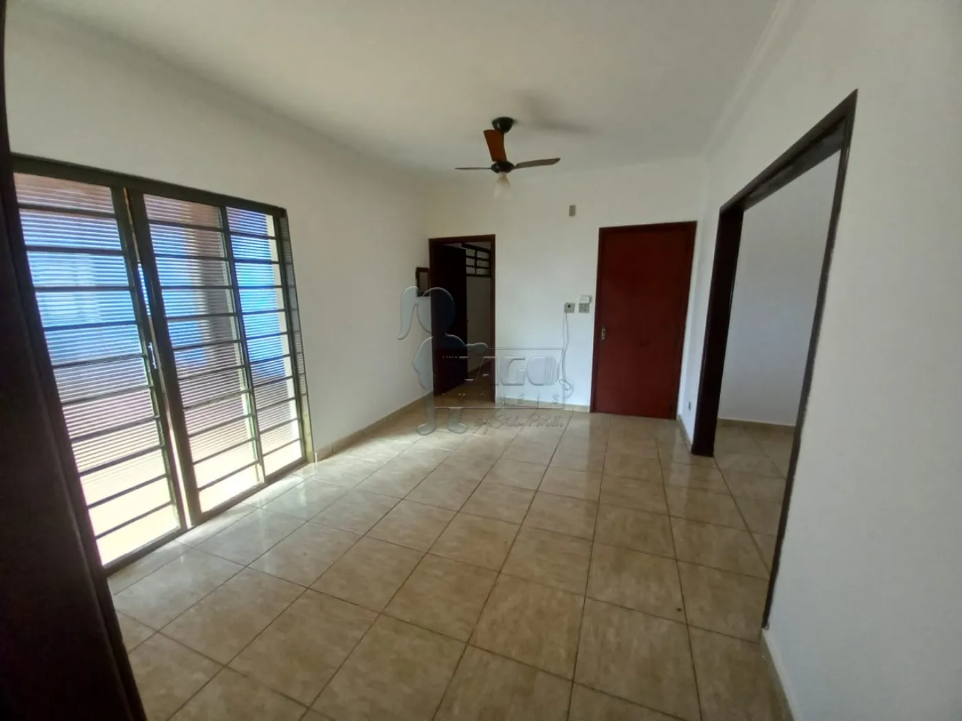 Alugar Casa / Padrão em Cravinhos R$ 1.300,00 - Foto 4