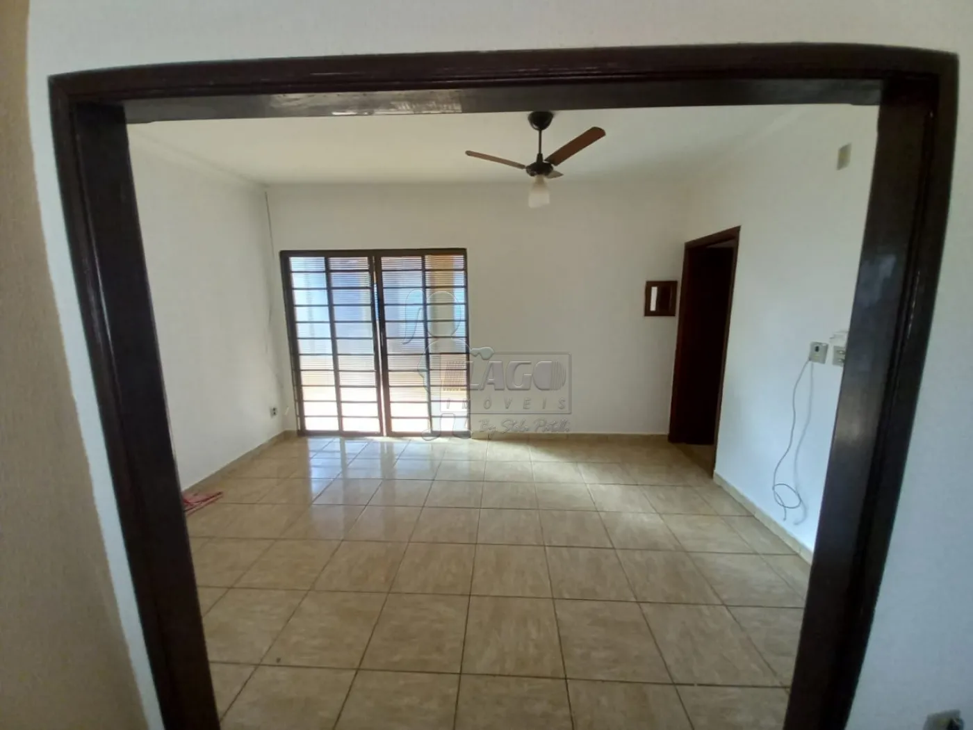 Alugar Casa / Padrão em Cravinhos R$ 1.300,00 - Foto 7