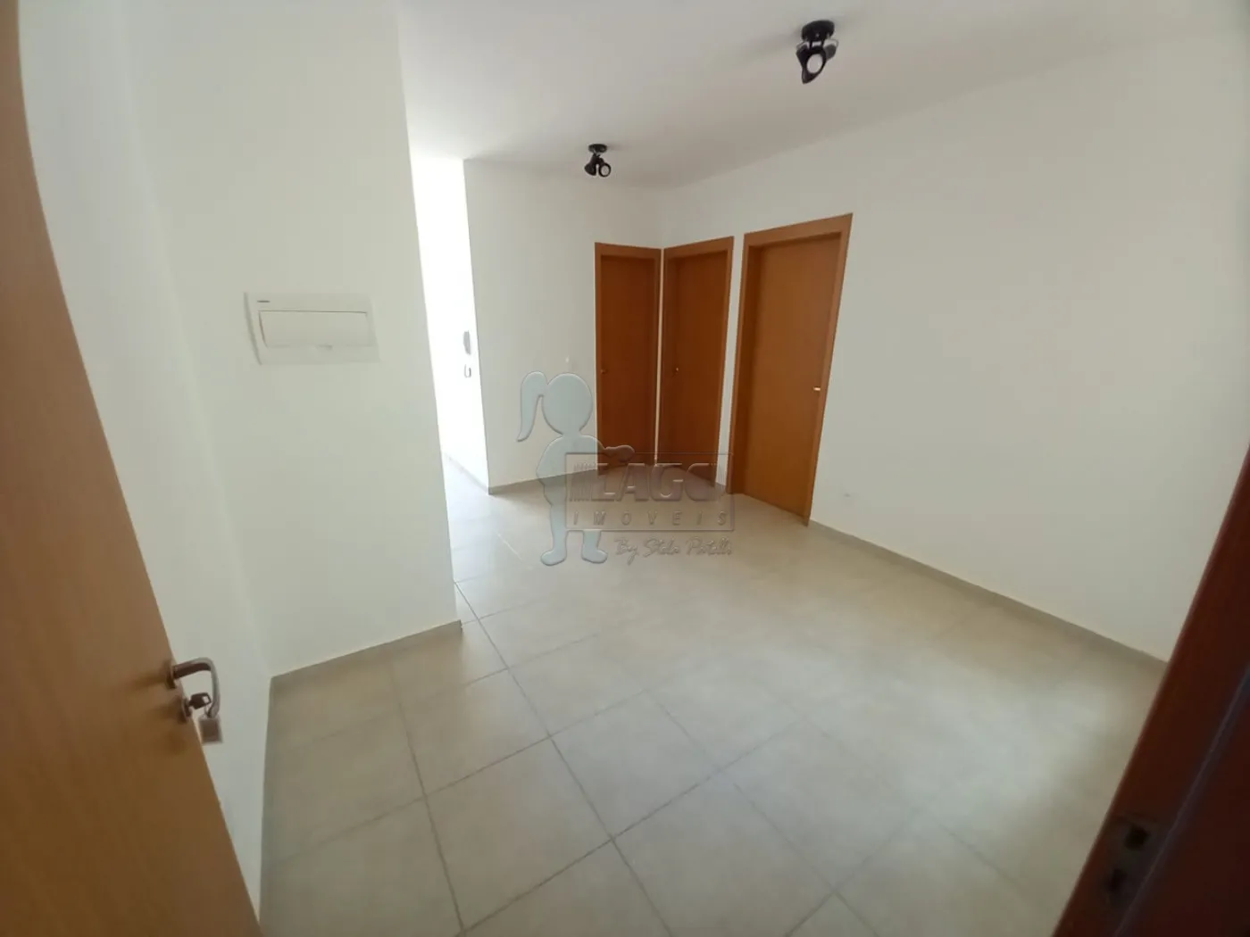 Alugar Apartamento / Padrão em Ribeirão Preto R$ 750,00 - Foto 1