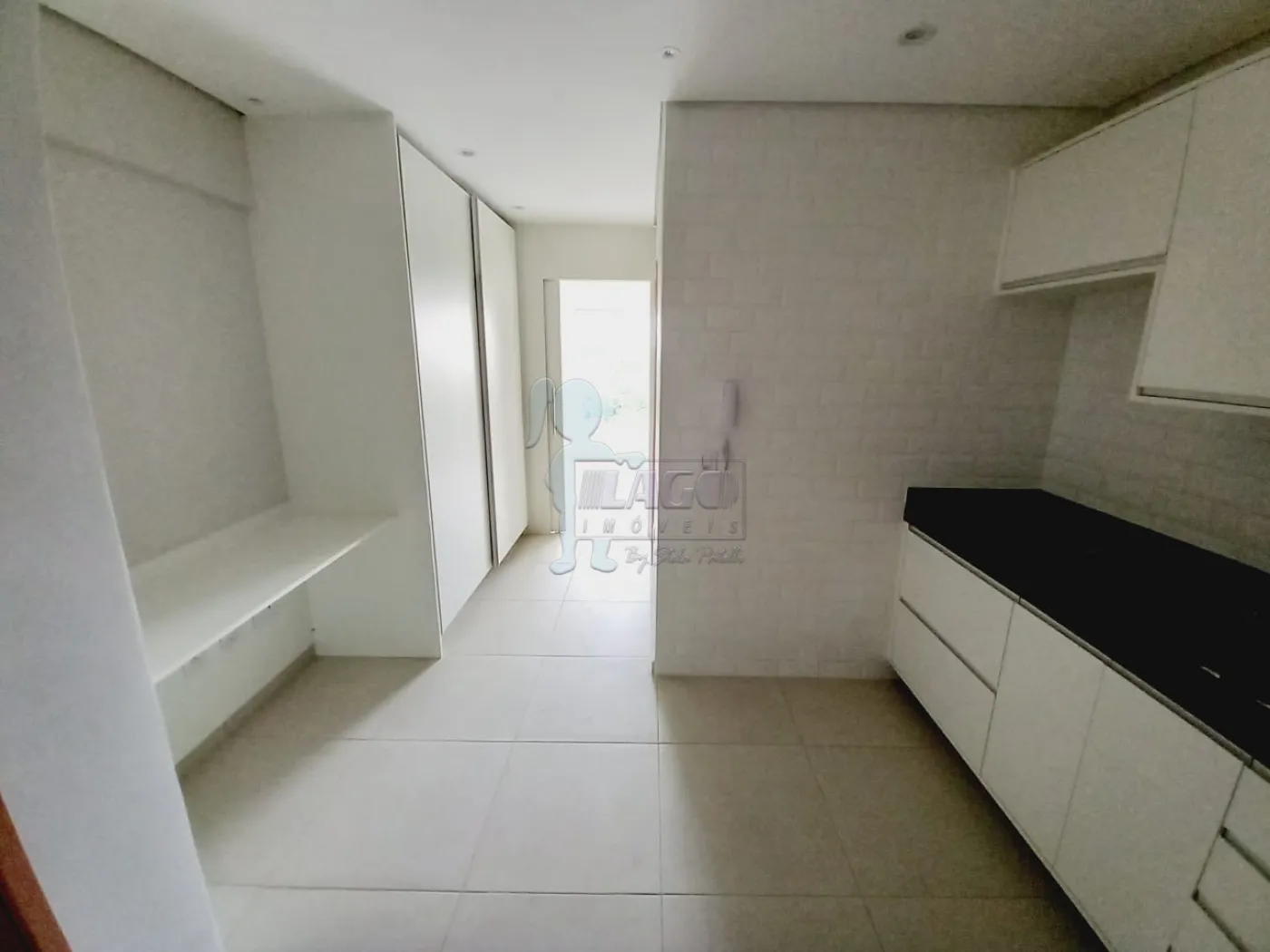 Alugar Apartamentos / Padrão em Ribeirão Preto R$ 1.800,00 - Foto 2