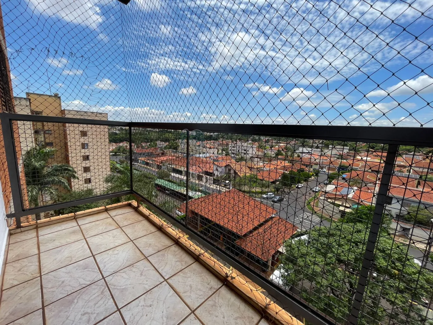 Alugar Apartamento / Padrão em Ribeirão Preto R$ 1.400,00 - Foto 2