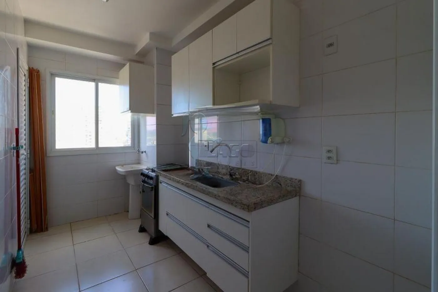 Alugar Apartamento / Padrão em Ribeirão Preto R$ 1.400,00 - Foto 15