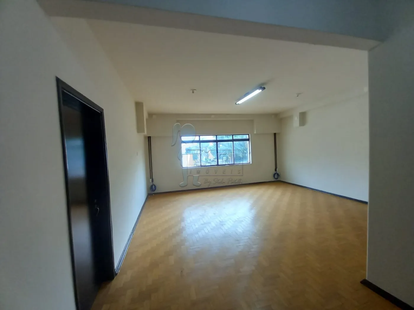 Alugar Apartamento / Padrão em Ribeirão Preto R$ 1.900,00 - Foto 1