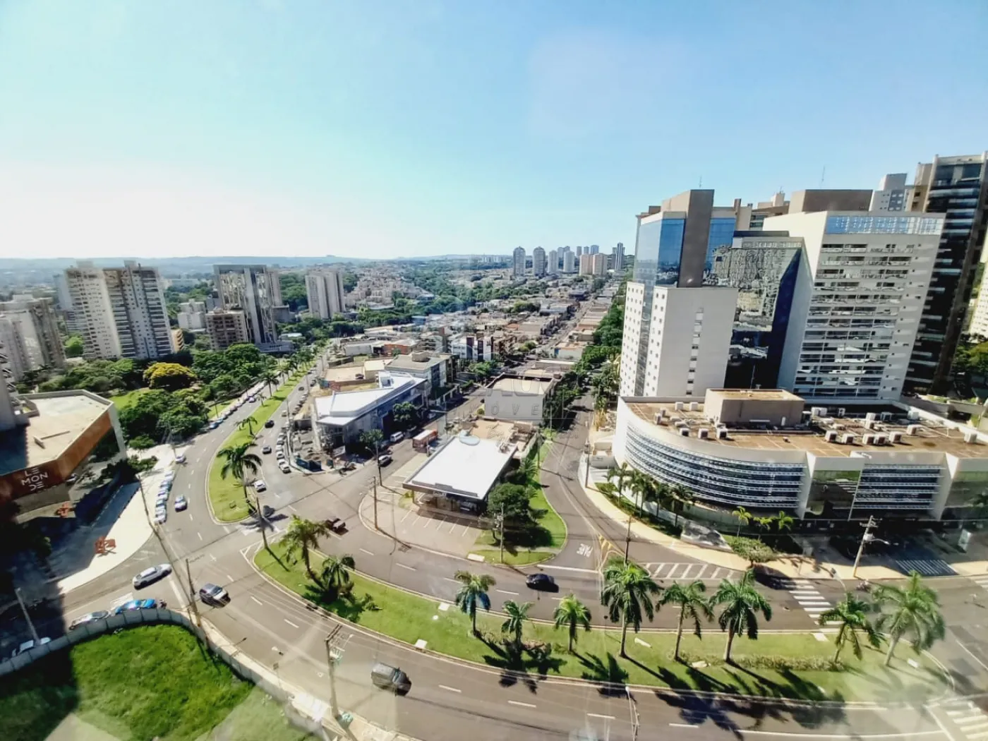 Alugar Apartamento / Padrão em Ribeirão Preto R$ 5.500,00 - Foto 1