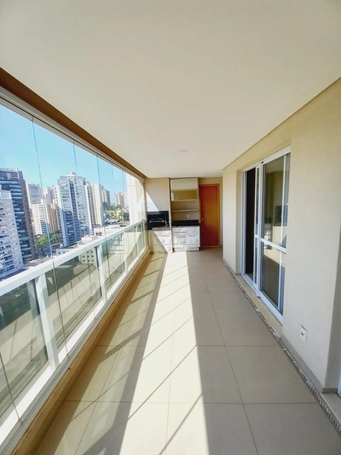 Alugar Apartamento / Padrão em Ribeirão Preto R$ 5.500,00 - Foto 2