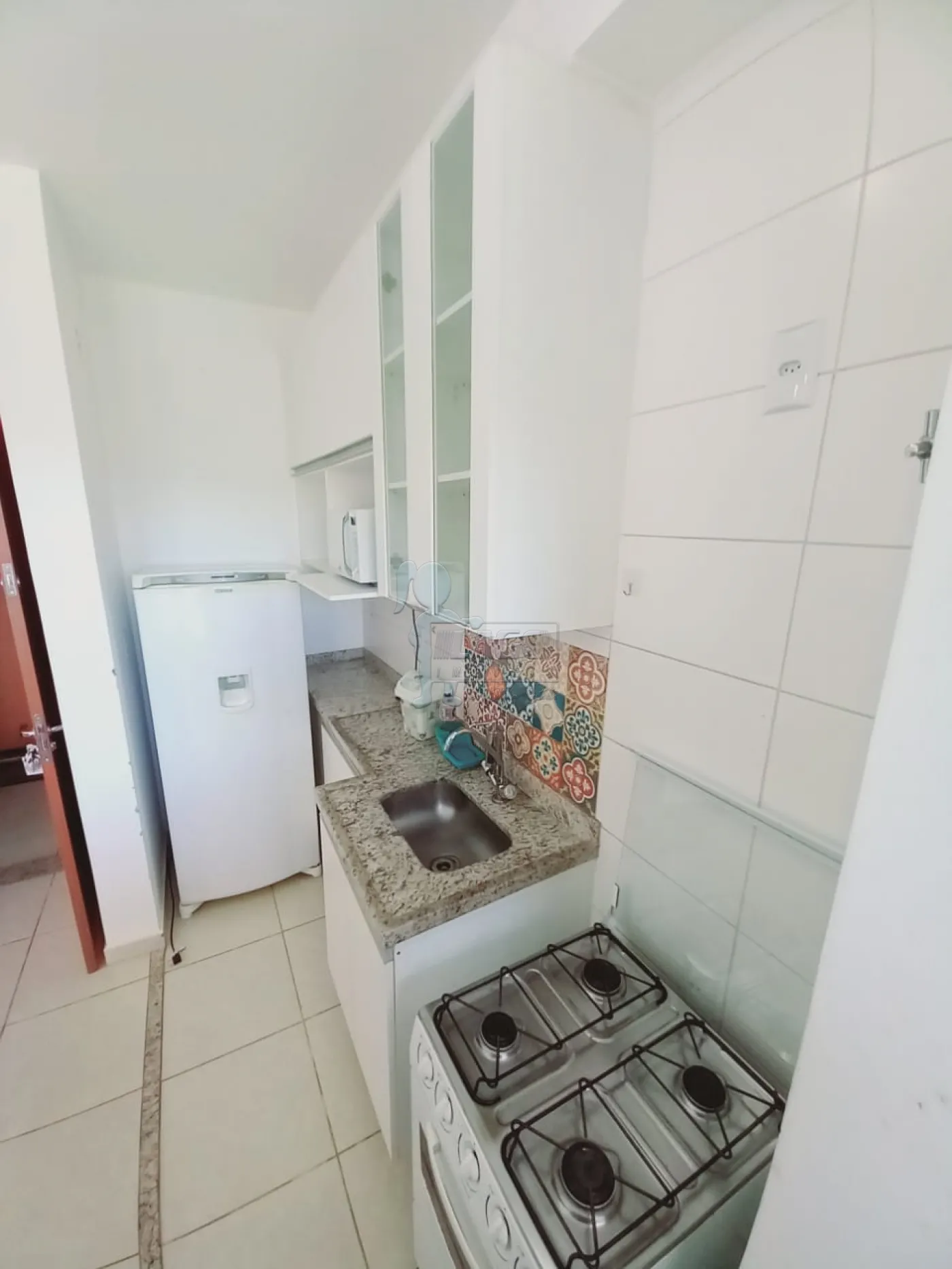 Alugar Apartamento / Padrão em Ribeirão Preto R$ 1.200,00 - Foto 10