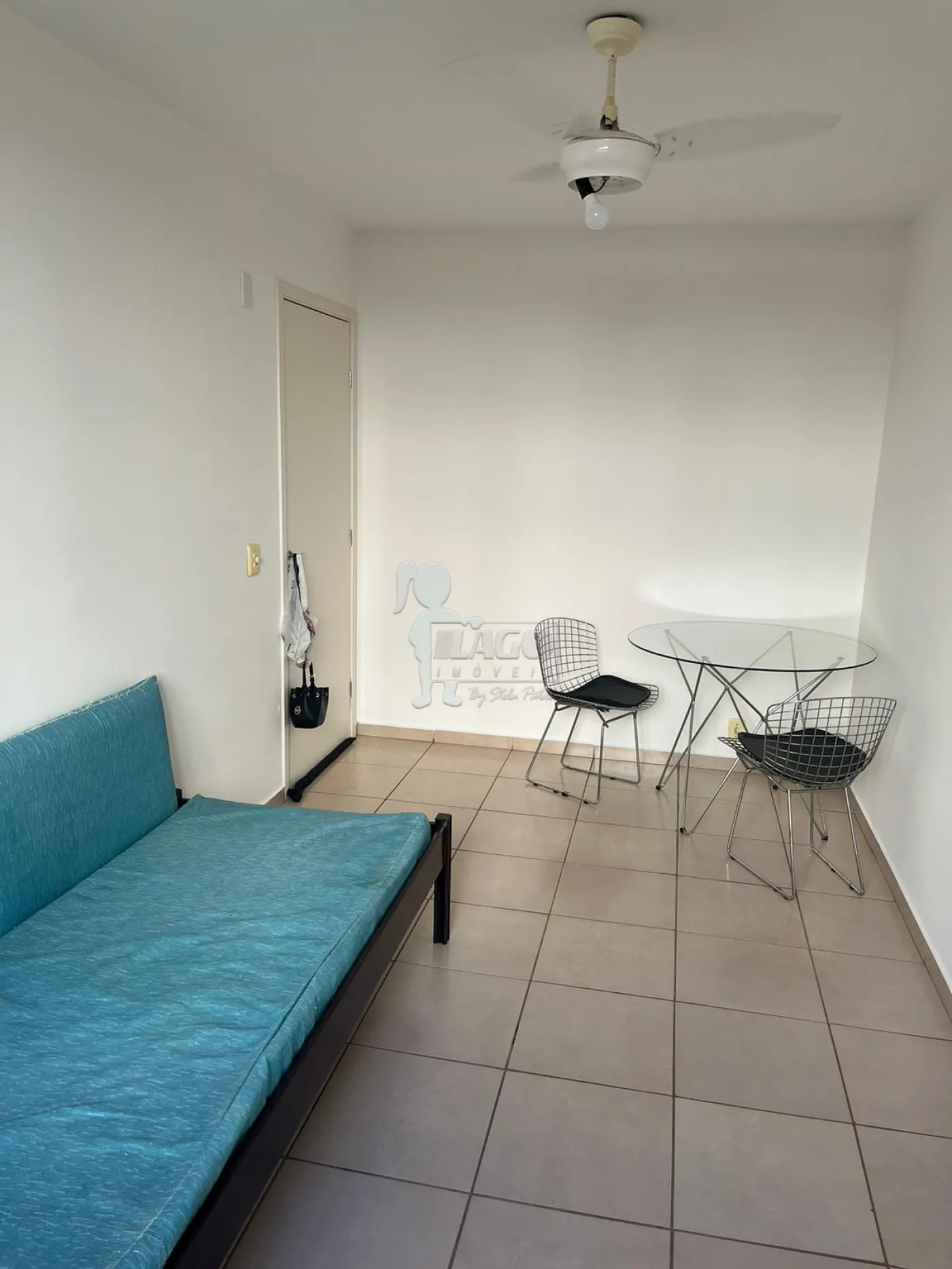 Alugar Apartamentos / Padrão em Ribeirão Preto R$ 650,00 - Foto 1