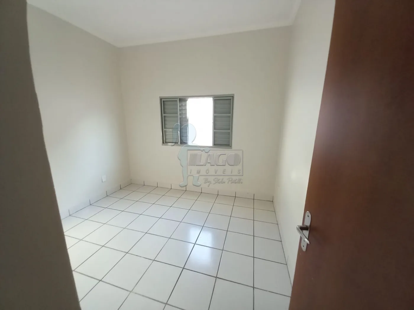 Alugar Casa / Padrão em Ribeirão Preto R$ 2.300,00 - Foto 9