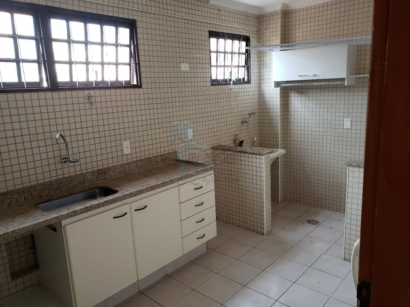 Alugar Apartamento / Padrão em Ribeirão Preto R$ 920,00 - Foto 13