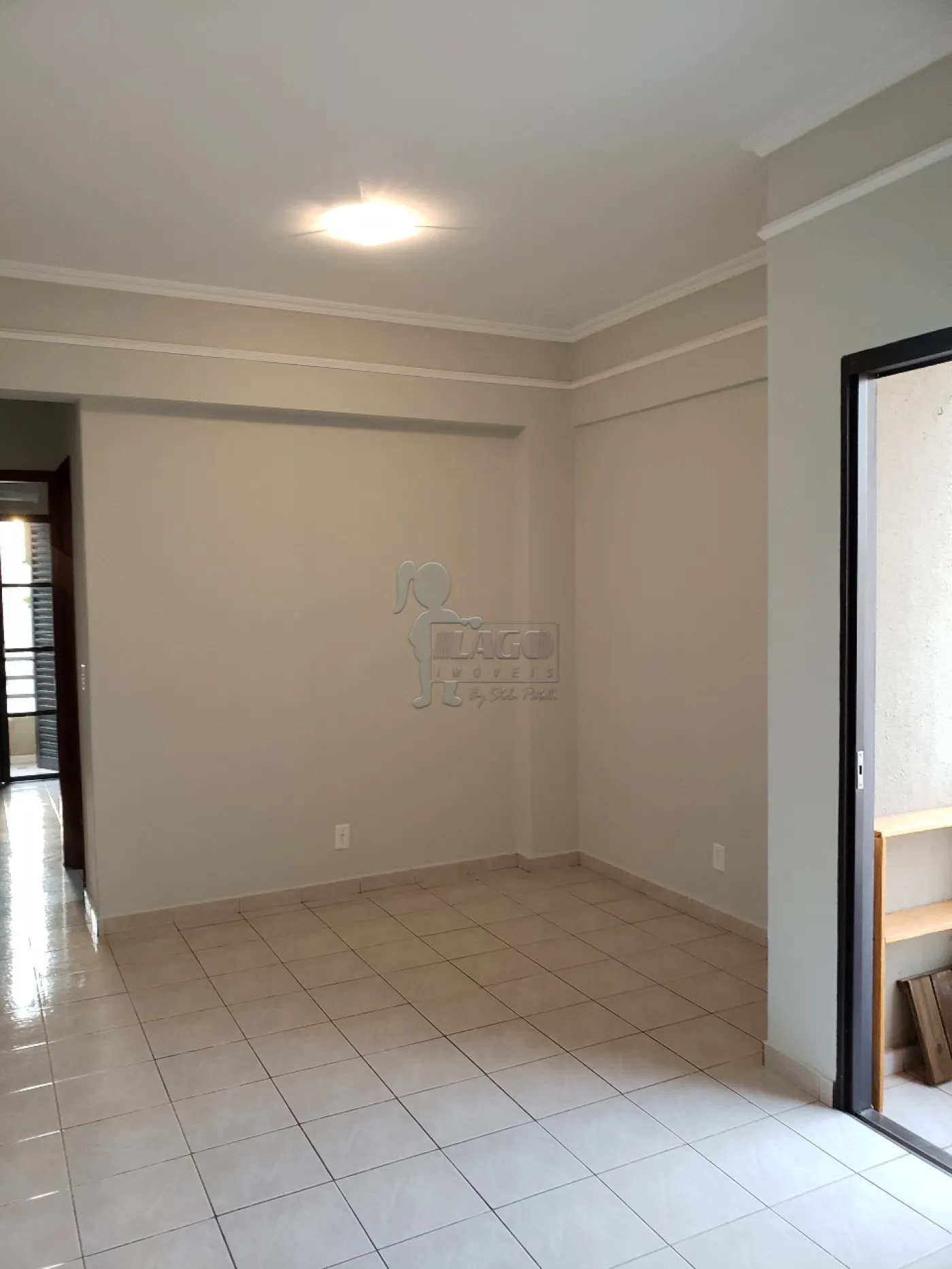 Alugar Apartamento / Padrão em Ribeirão Preto R$ 920,00 - Foto 1