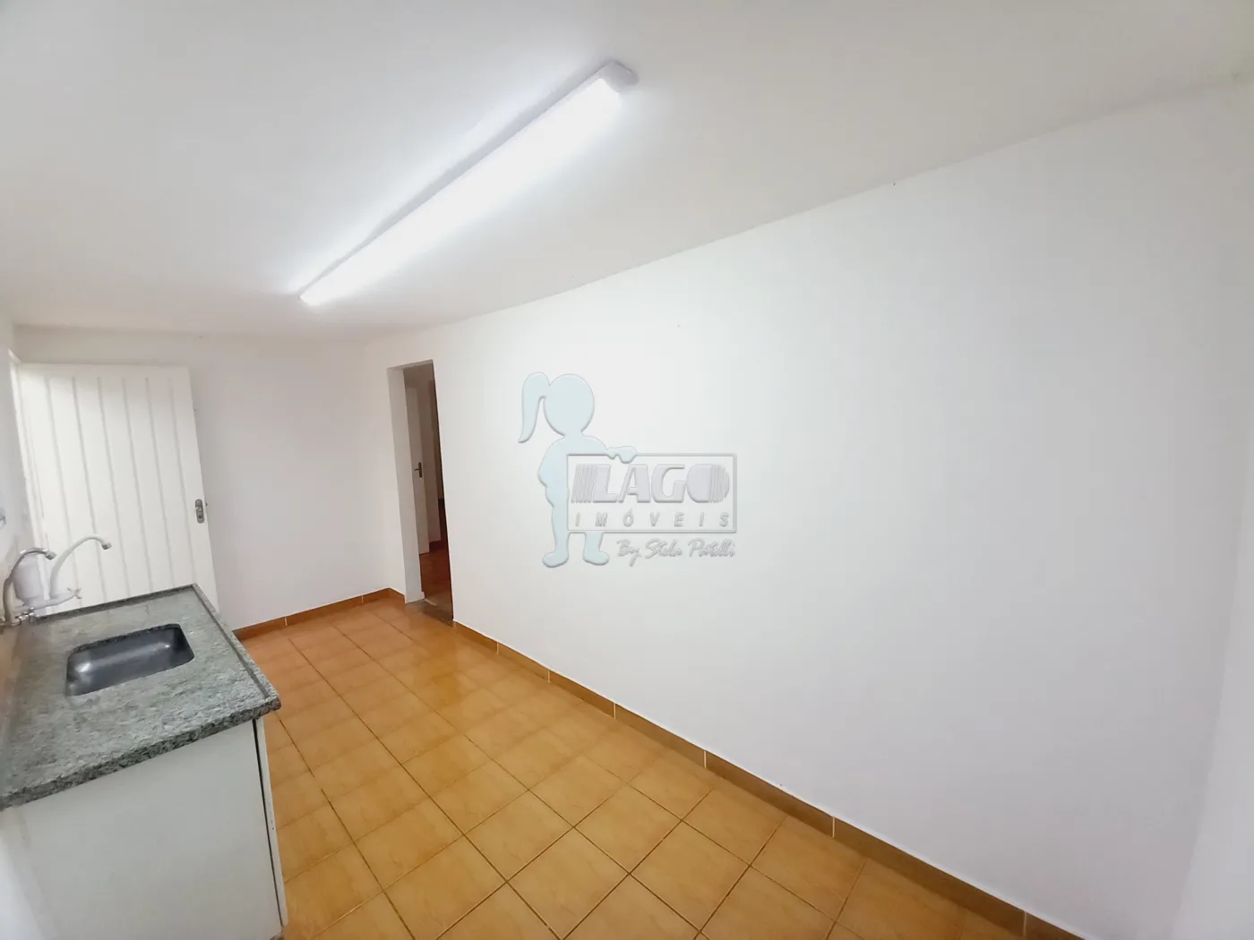 Alugar Casa / Padrão em Ribeirão Preto R$ 550,00 - Foto 18