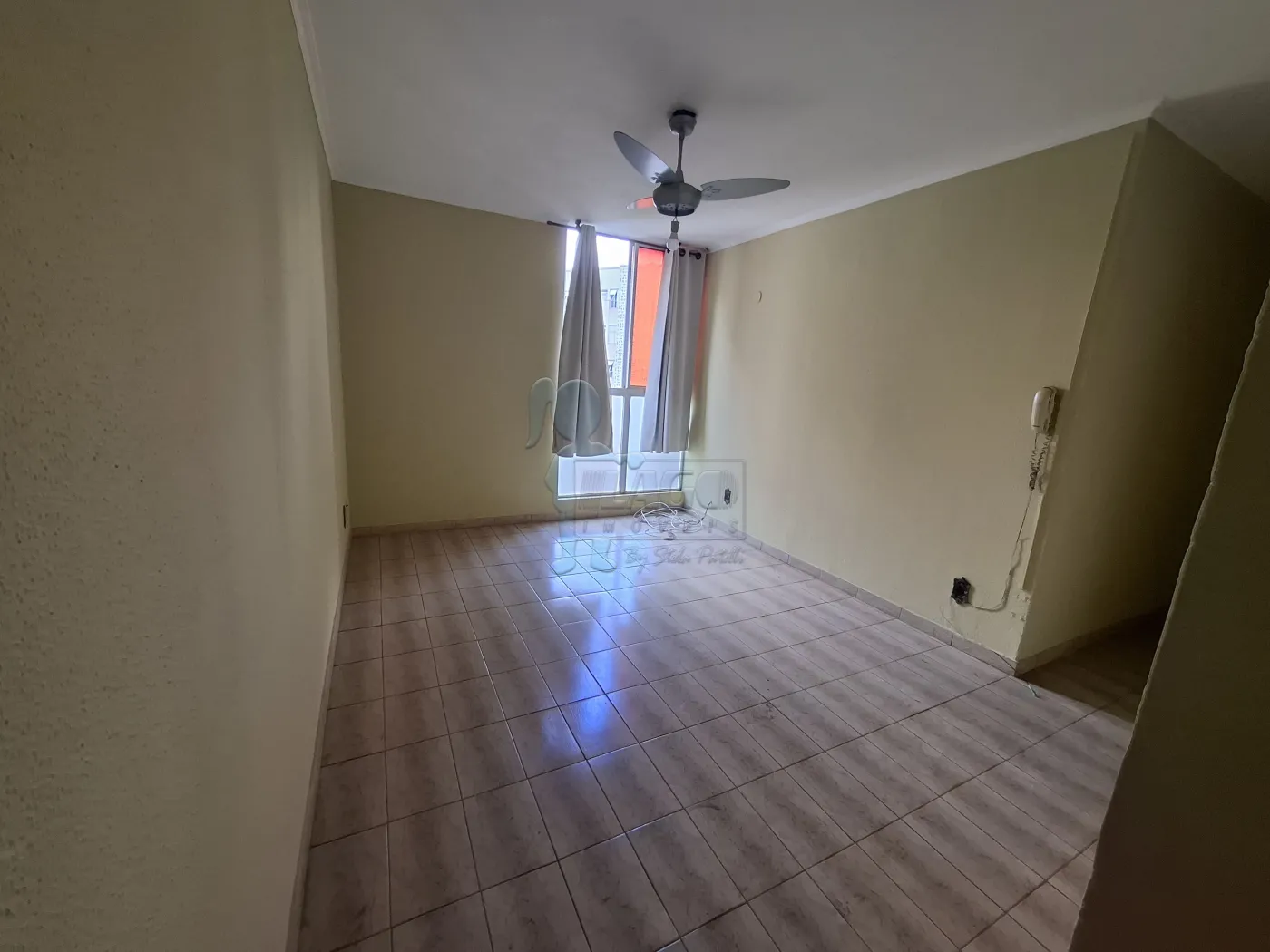 Alugar Apartamento / Padrão em Ribeirão Preto R$ 1.300,00 - Foto 1