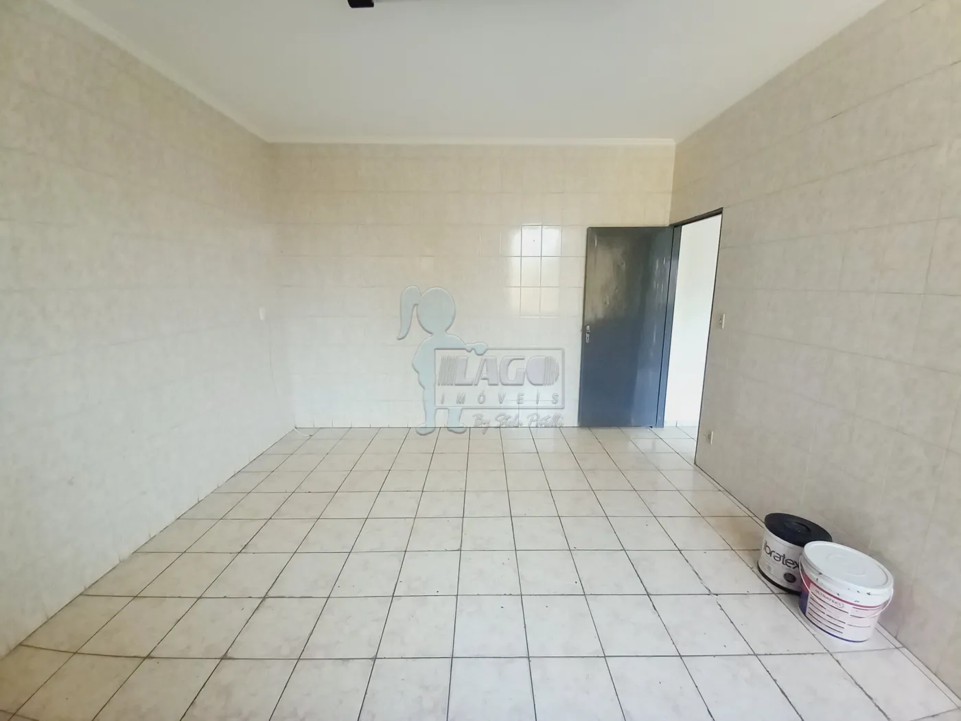 Alugar Casa / Padrão em Ribeirão Preto R$ 1.050,00 - Foto 1